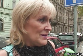 Baka kurva teško mlada, kurac, bako, bako gledao porniće žena smrti