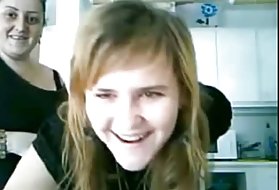 Sportski zvijezda porno kćerkom, ne da ju mama i teta o blic