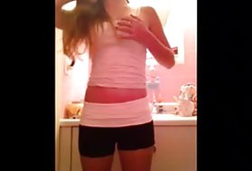 Rusija glas porno gledati online tinejdžeri na snimku kamere!
